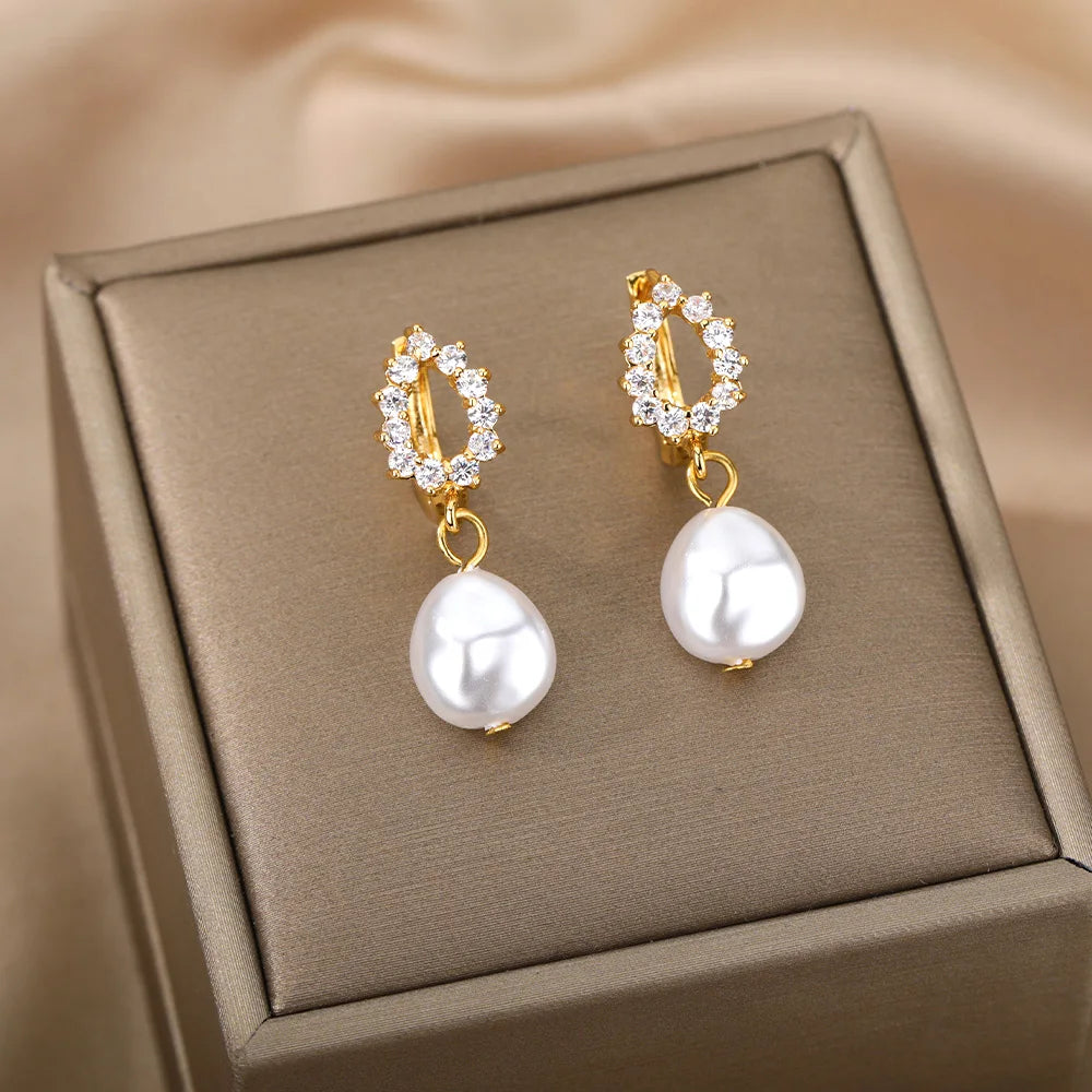 ✨ 2025 Trend Irregular Baroque Pearl Stud Earrings – Stainless Steel Simulated Pearl Jewelry for Women | Wedding & Couple Gift