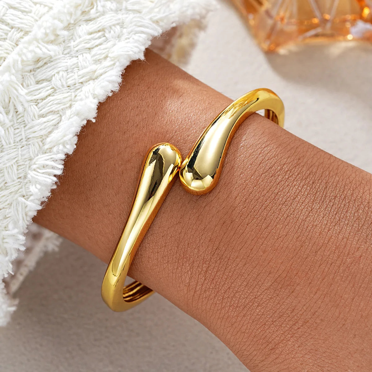 Hot Sale Water Drop Bangle Bracelet for Women – Exaggerated Smooth Surface Adjustable Metal Cuff | Punk Style Fashion Jewelry