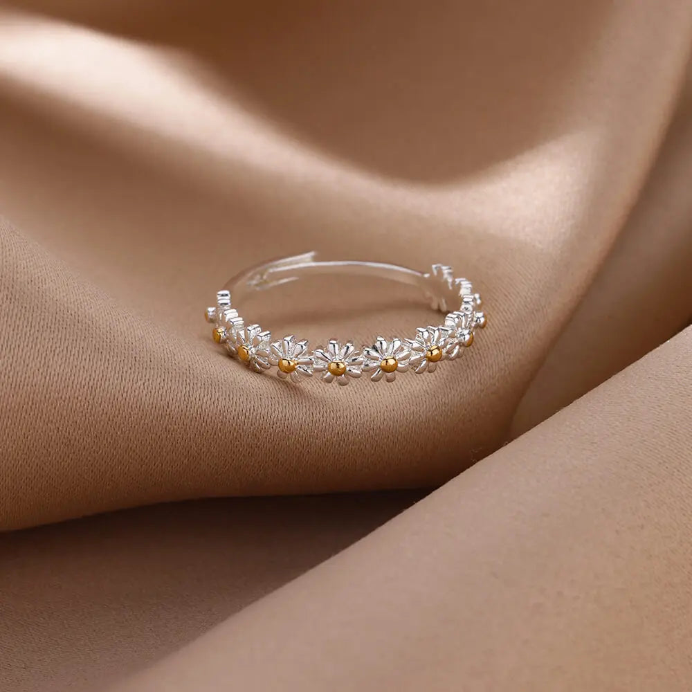 ๐ผ Vintage Daisy Adjustable Rings for Women | Stainless Steel Open Cuff Flower Ring | Wedding & Engagement Jewelry Gift