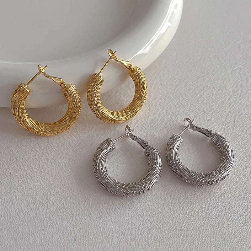 ✨ Classic Copper Clip-On Earrings for Women – Elegant Round Fashion Jewelry | Trendy Party & Holiday Gift
