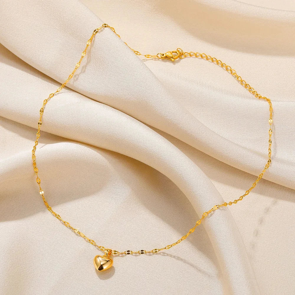 ✨ Stainless Steel Love Heart Pendant Necklace for Women – 2025 Trendy Lip Chain Jewelry | Minimalist Gift with Free Shipping