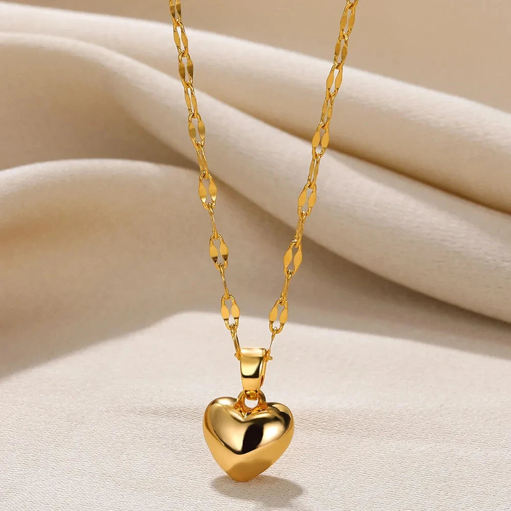 ✨ Stainless Steel Love Heart Pendant Necklace for Women – 2025 Trendy Lip Chain Jewelry | Minimalist Gift with Free Shipping