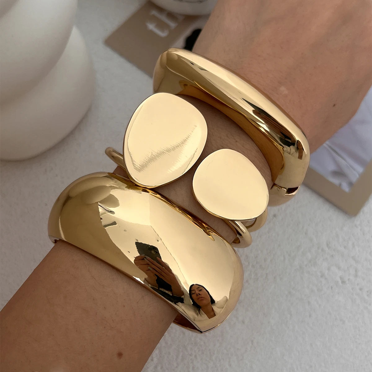 Salircon Exaggerated Punk Heavy Metal Bangle Bracelet for Women – Geometric Smooth Open Spring Cuff | Trendy Party Jewelry Gift