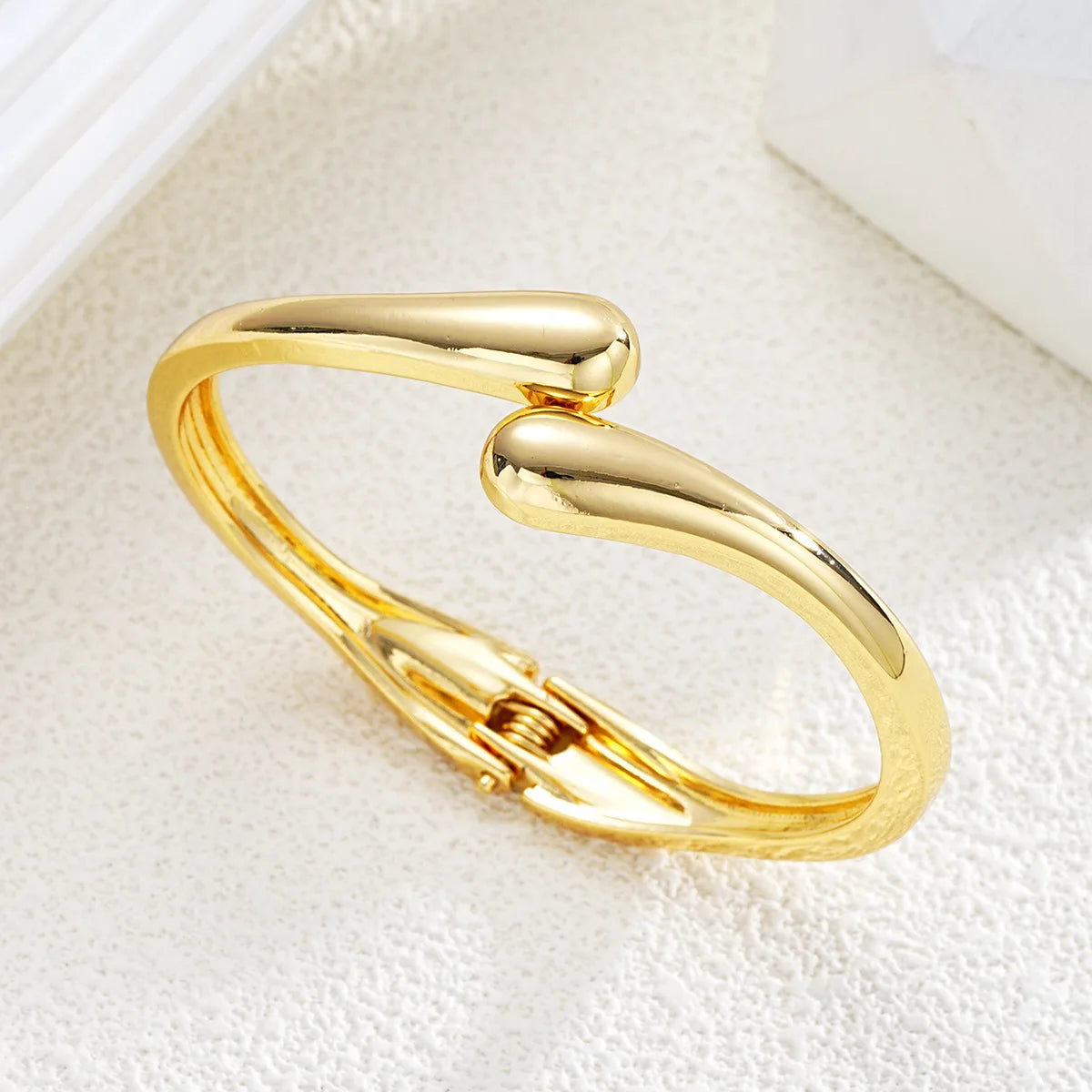 Hot Sale Water Drop Bangle Bracelet for Women – Exaggerated Smooth Surface Adjustable Metal Cuff | Punk Style Fashion Jewelry