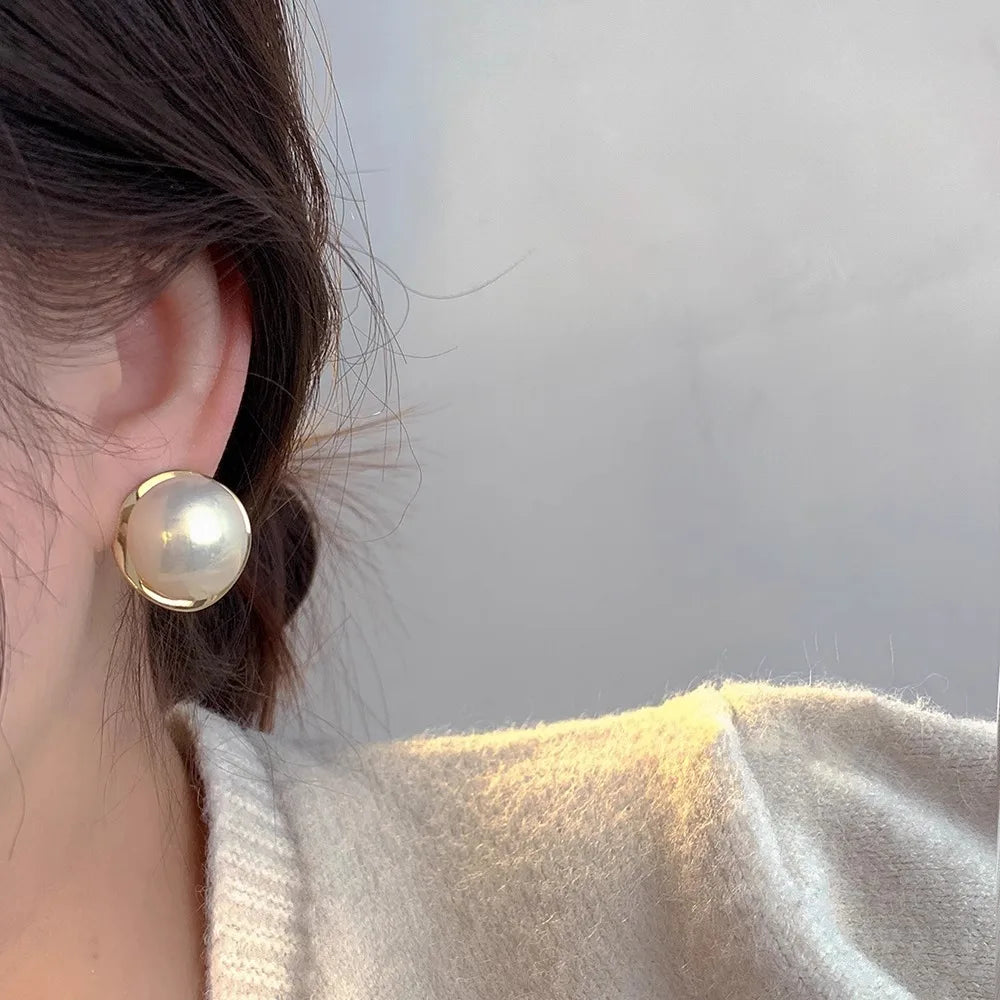 ✨ FTCY Vintage Round Gold Pearl Stud Earrings for Women | Elegant Wedding Jewelry | Luxury Party Gift