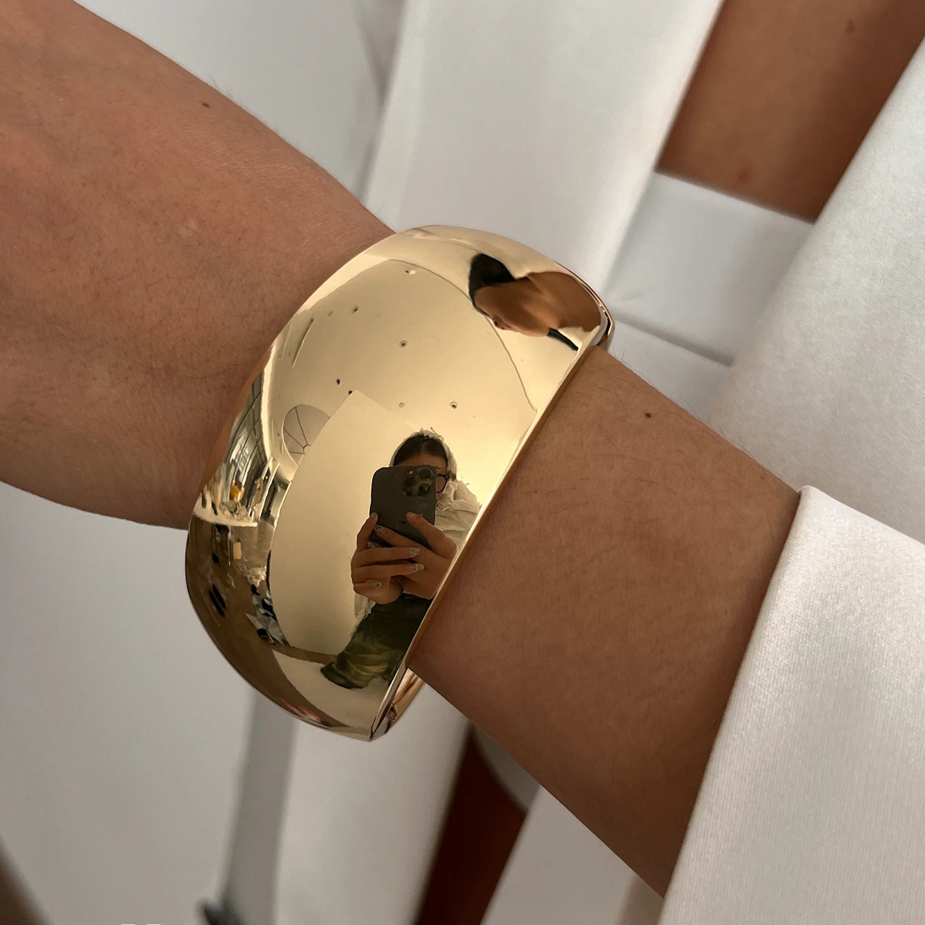 Ingemark Exaggerated Punk Chunky Spring Bangles – Heavy Metal Hip Hop Gold Arm Bracelet | Steampunk Jewelry for Men & Women