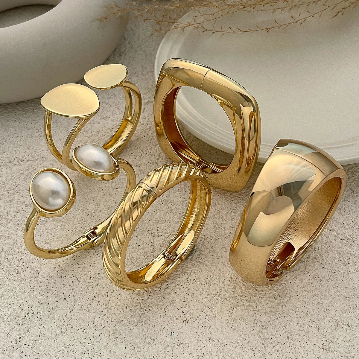 Salircon Exaggerated Punk Heavy Metal Bangle Bracelet for Women – Geometric Smooth Open Spring Cuff | Trendy Party Jewelry Gift