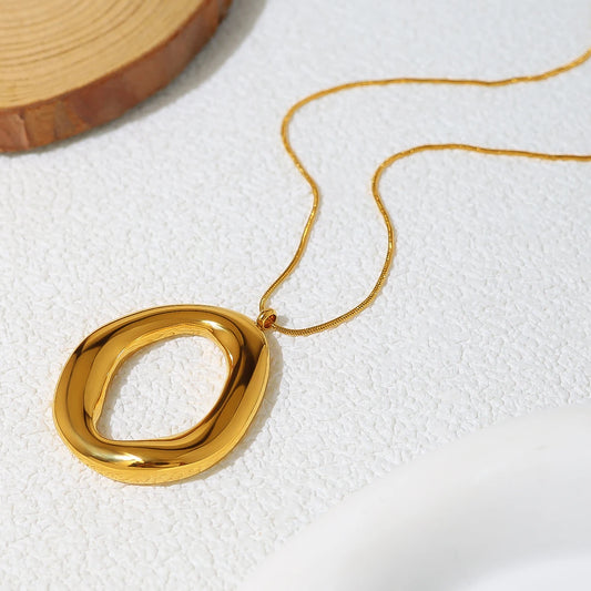 ✨ WILD & FREE Stainless Steel Irregular Pendant Necklace for Women | Snake Bone Chain | 18K Gold Plated Trendy Jewelry